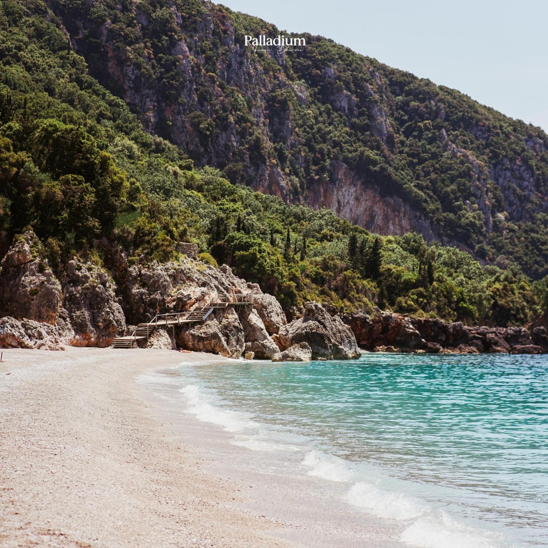 Palladium Beach Hotel- Private Beach Included Dhërmi Exterior foto